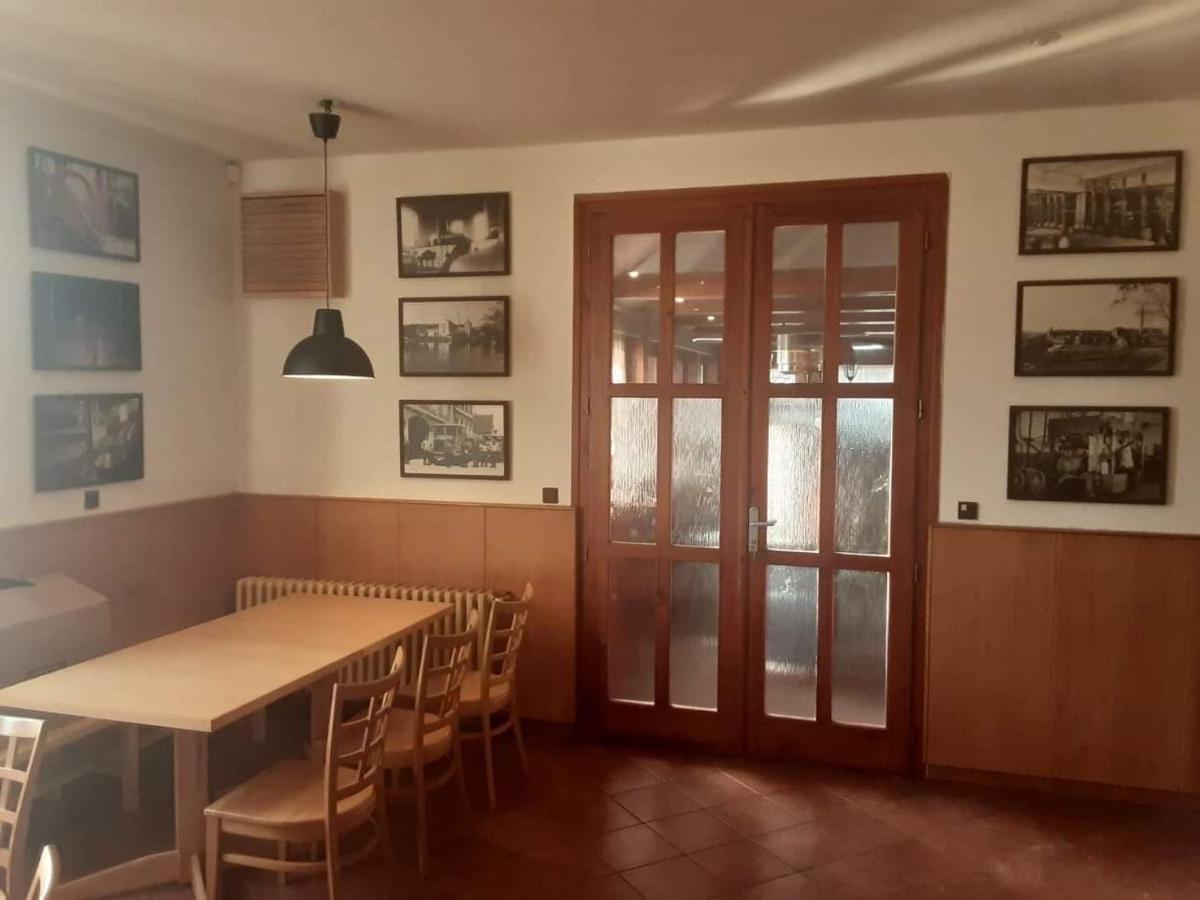 Restaurace U Vlkove Hotel Kamenice Exterior foto